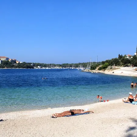 Lägenhet With A Parking Space Pjescana Uvala, - 16054