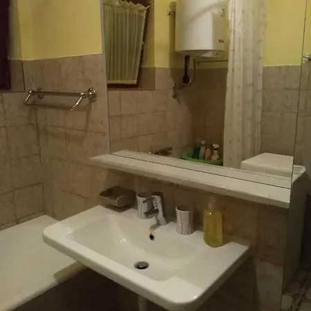 Lägenhet With A Parking Space Pjescana Uvala, - 16054